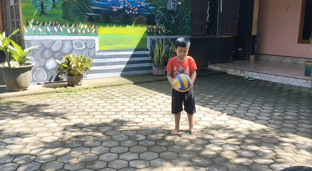 WhatsApp Image 2025-05-16 at 00.37.13 (1)